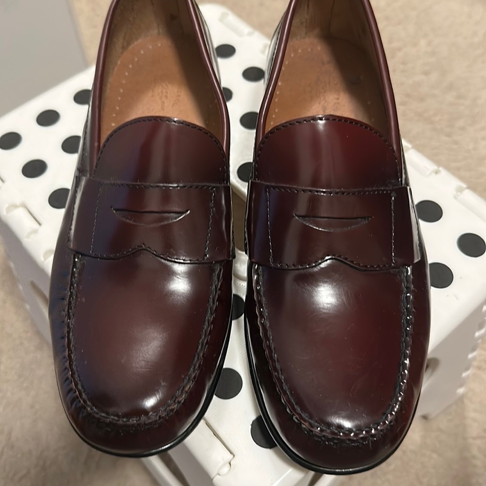 G H Bass Weejuns Penny Loafers Youth Leather ‘Freshman’ size 6 “Back to School”